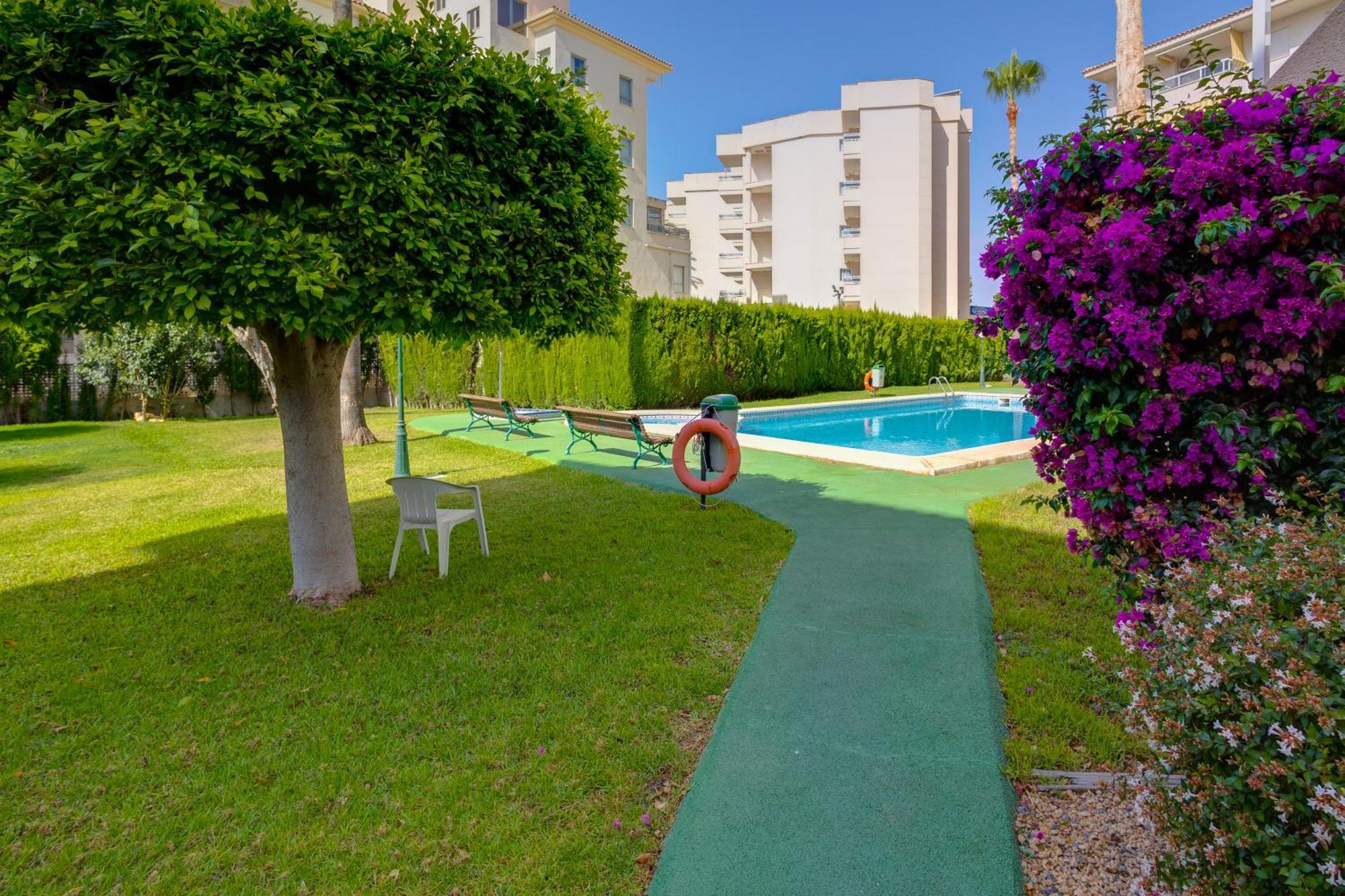 Apartamentos Oasis El Albir Екстер'єр фото